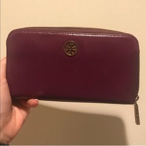 Authentic Tory Burch Continental Wallet